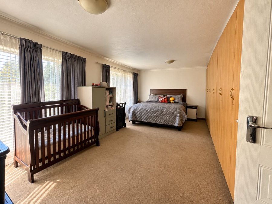 2 Bedroom Property for Sale in Vaalpark Free State